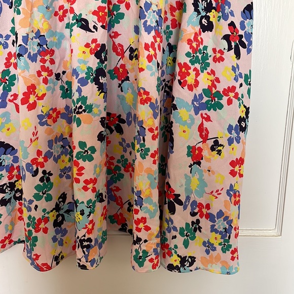 Halogen X Atlantic-Pacific Floral Smocked Utility Dress - Picture 5 of 7